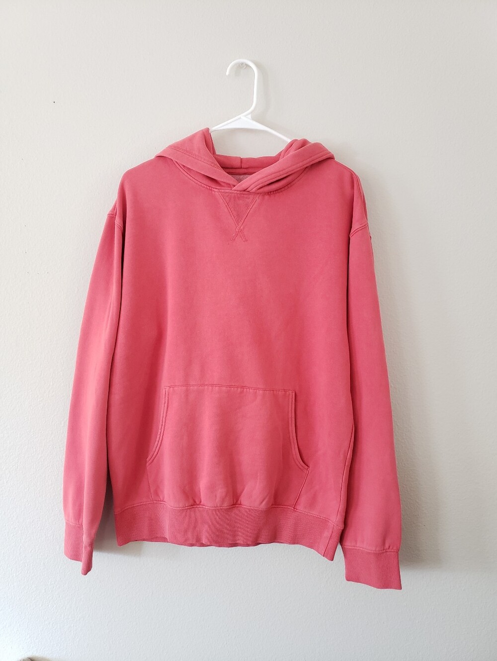 NWT Young Men, Coral Hoodie Sweatshirt